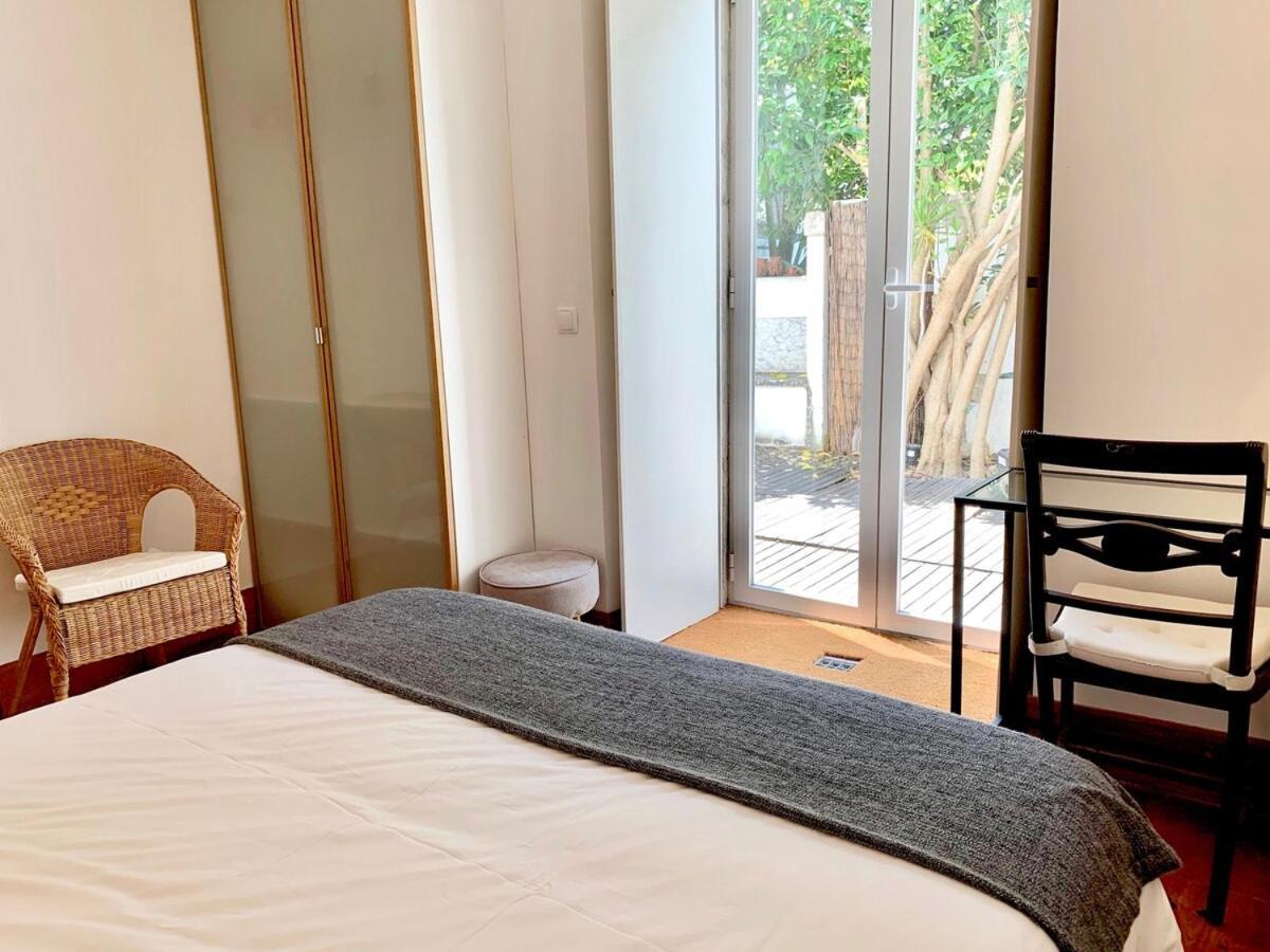 Quiet And Charming - With Yard, Center Apartment Lisbon