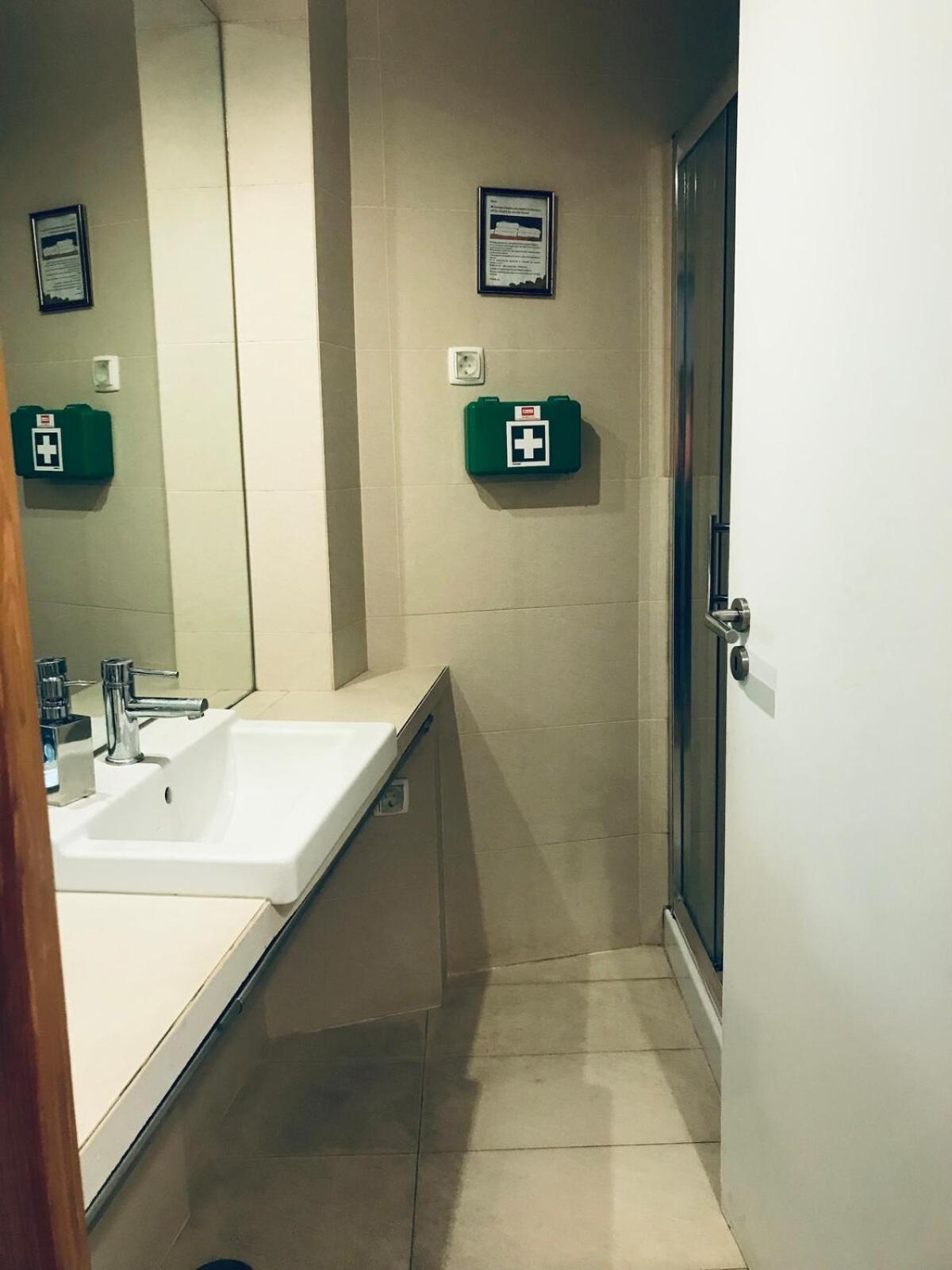 Quiet And Charming - With Yard, Center Apartamento *